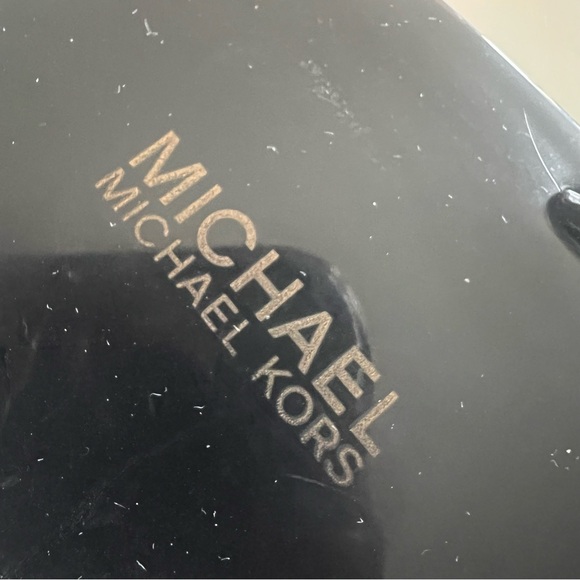 MICHAEL KORS Black Jelly Thong Sandals Gold MK Logo Flat Flip Flops - Picture 3 of 7